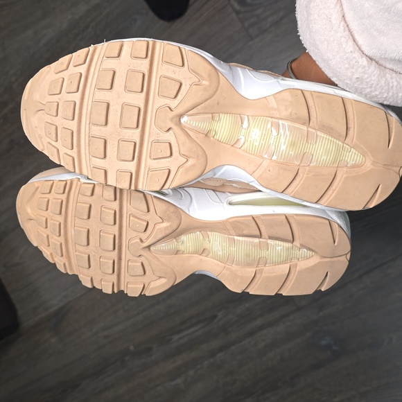 Nike Air Max size 8.5 women - Picture 5 of 6